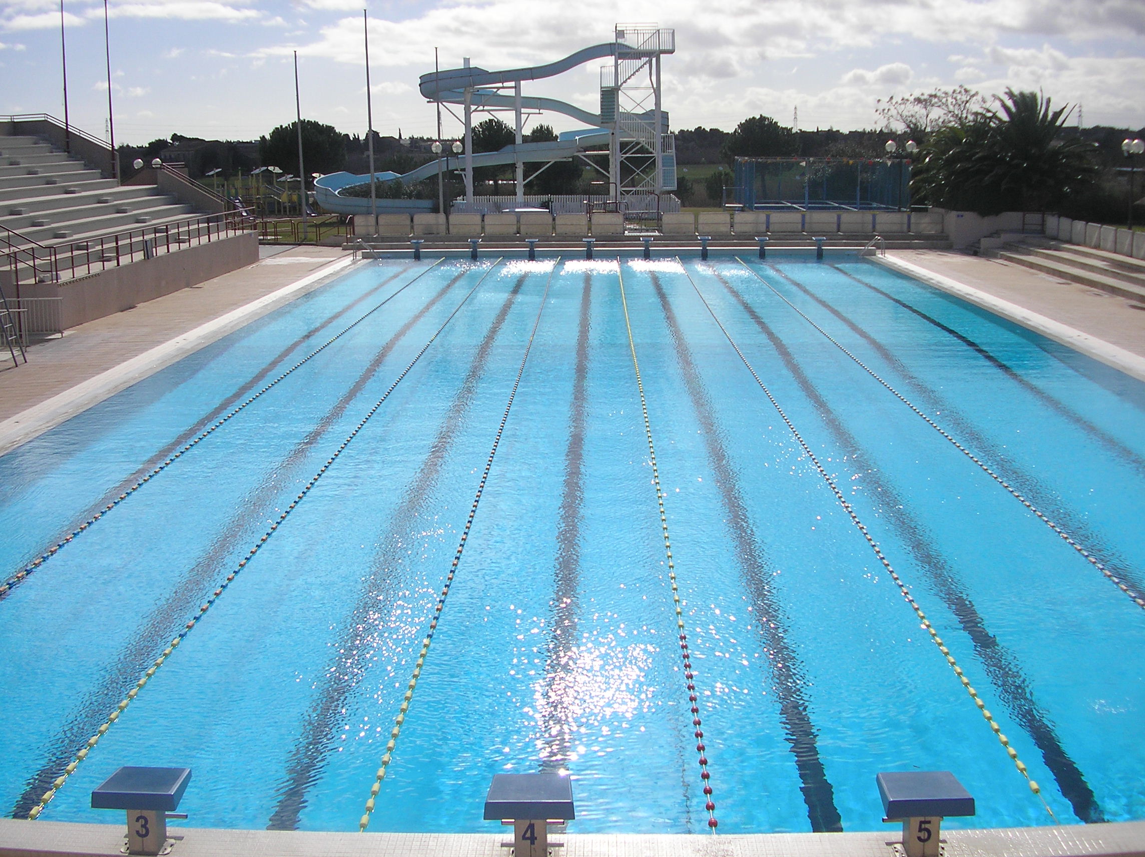 Narbonne-swim.JPG