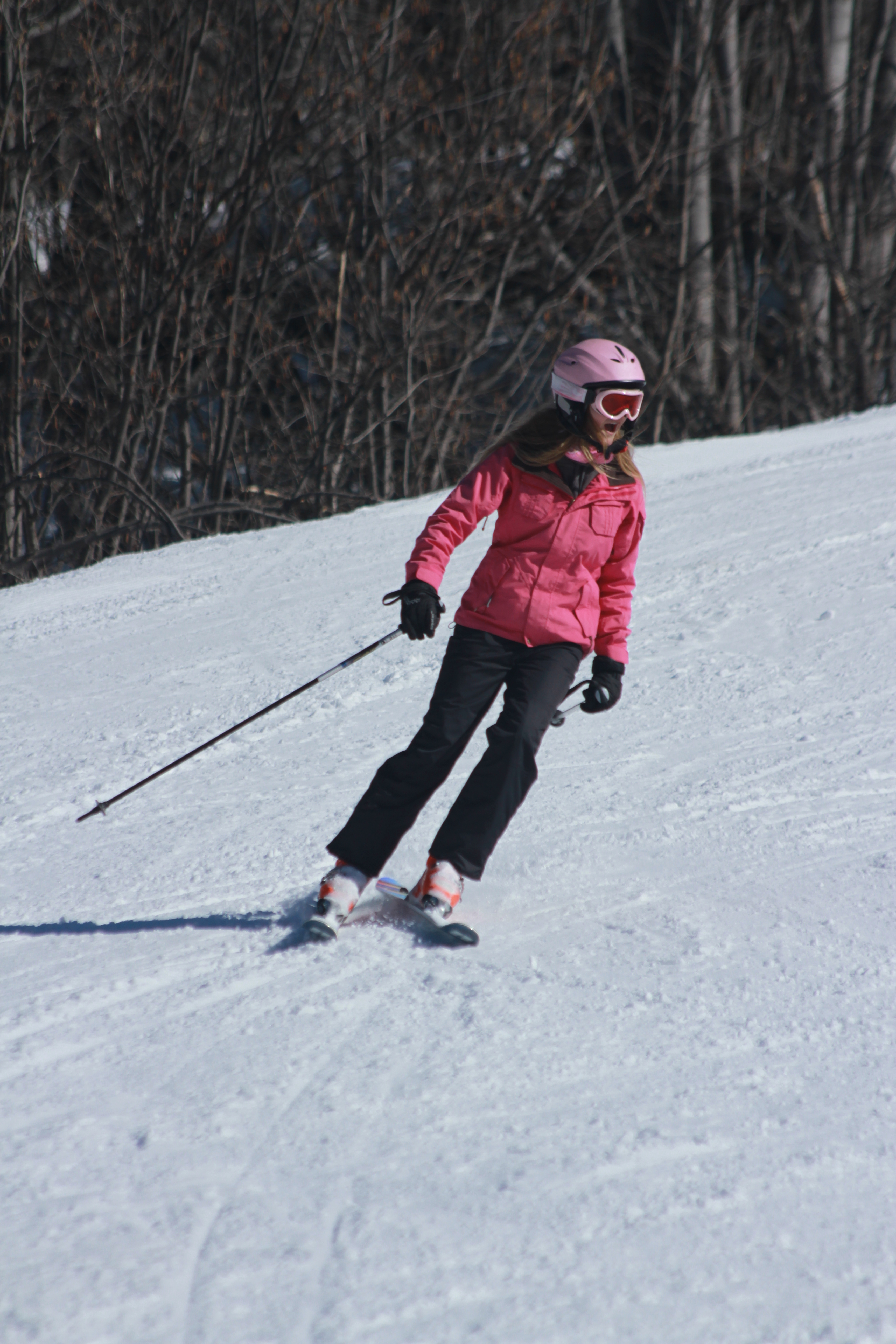 SWCHS-ski-girl-at-Bardonecchia.JPG