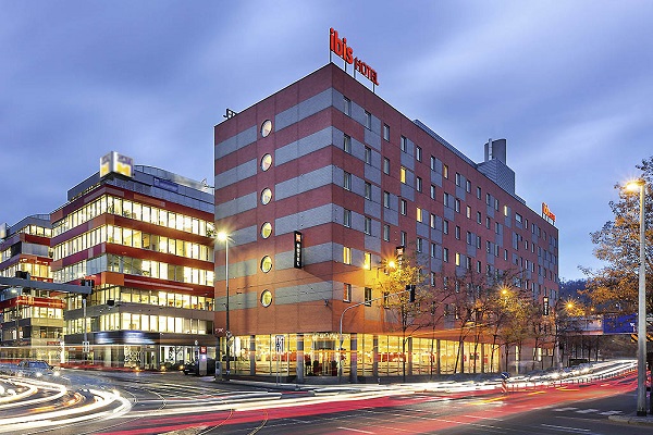 prague-ibis-hotel.jpg