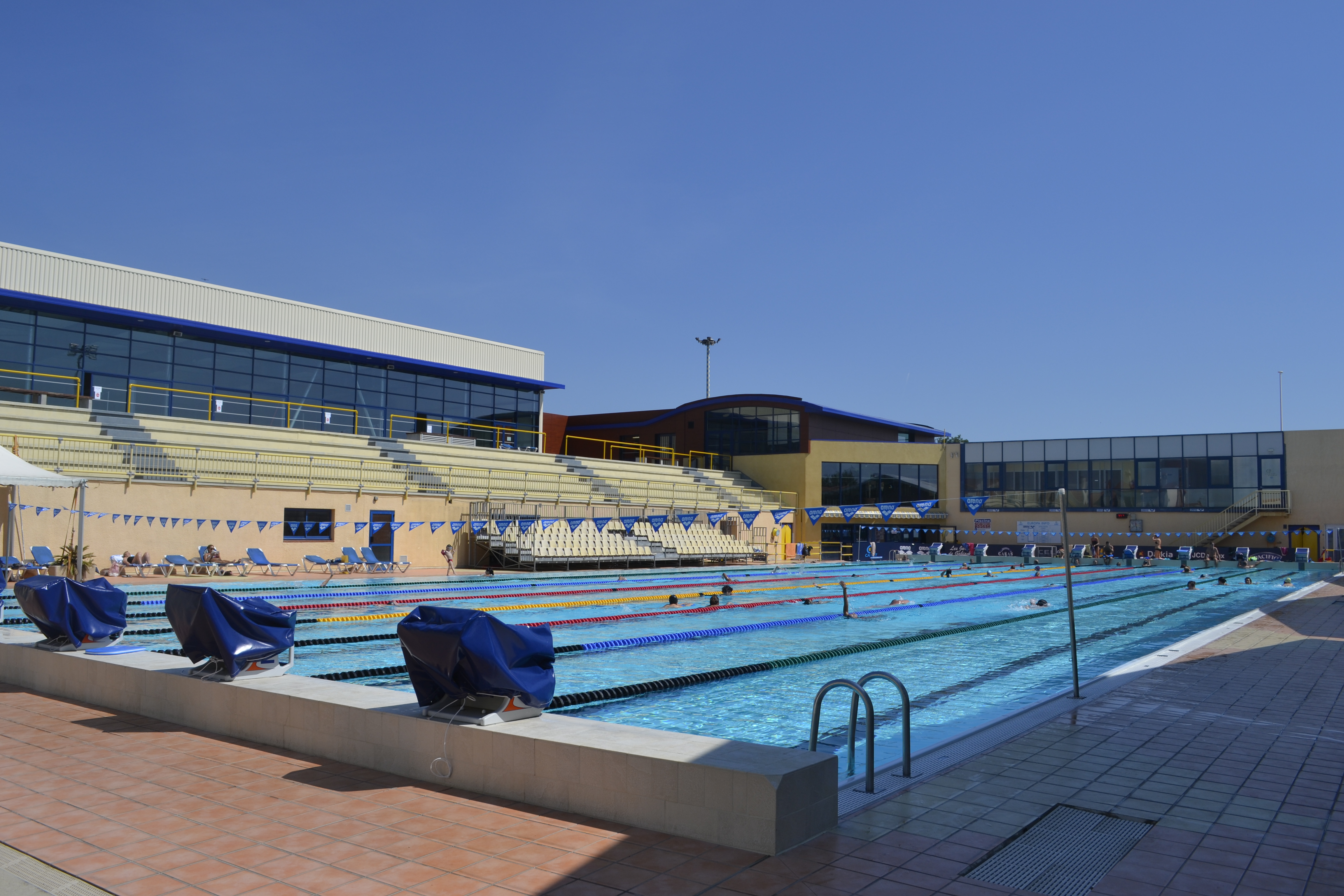 swim-canet-outdoor-pool-1.JPG