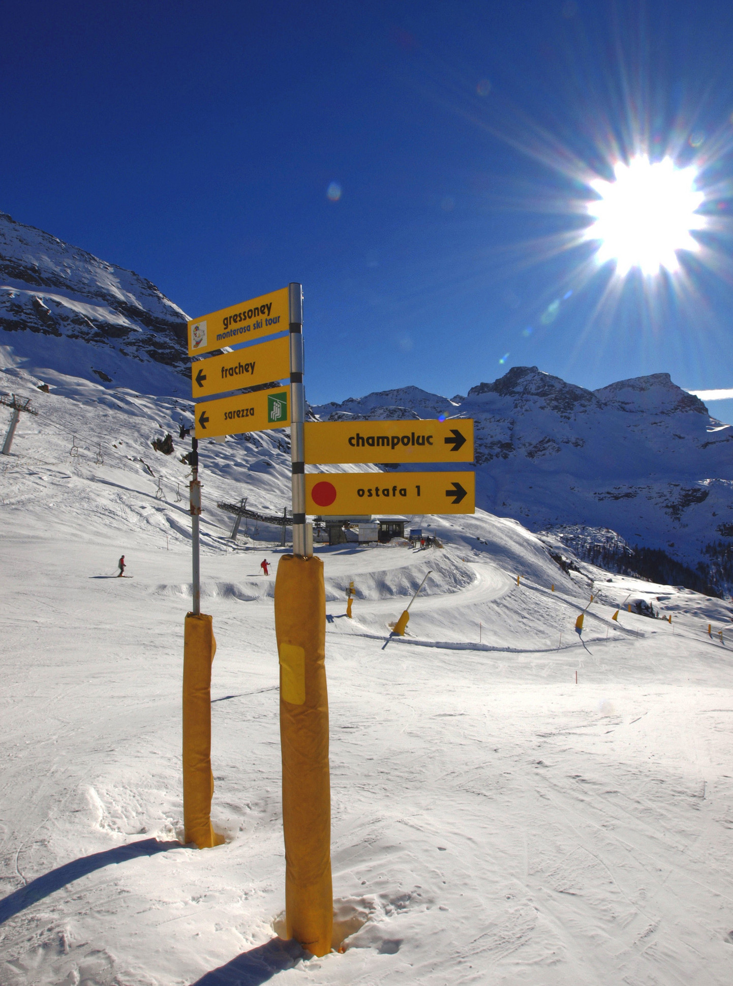 Monterosa-ski-piste.jpg