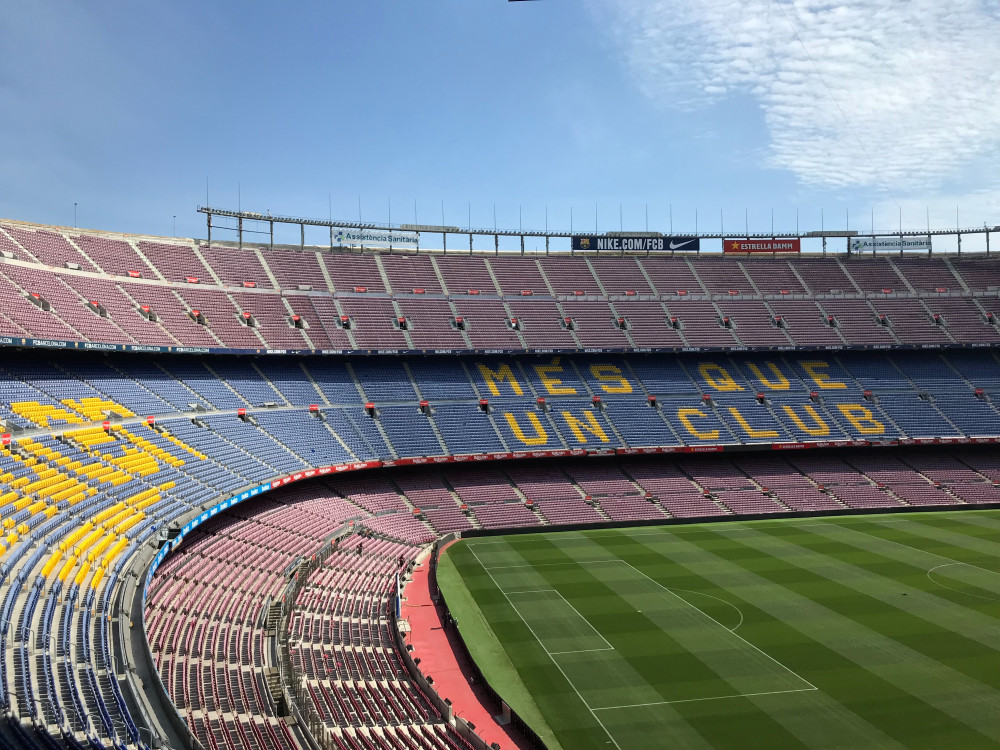 barca-camp-nou-martin-aarflot-0sc6SK88lnk-unsplash-1619447085.jpg