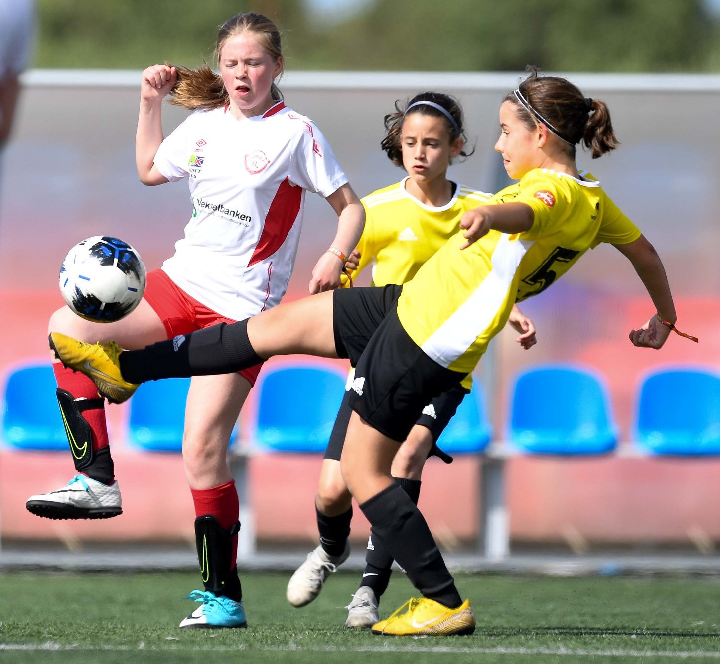 barcelona-girls-cup-3.jpg
