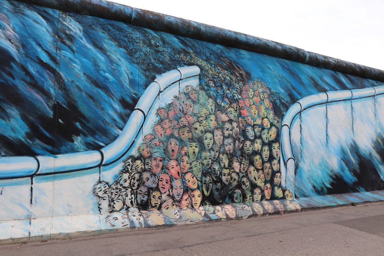 berlin-wall-2786538_1280.jpg
