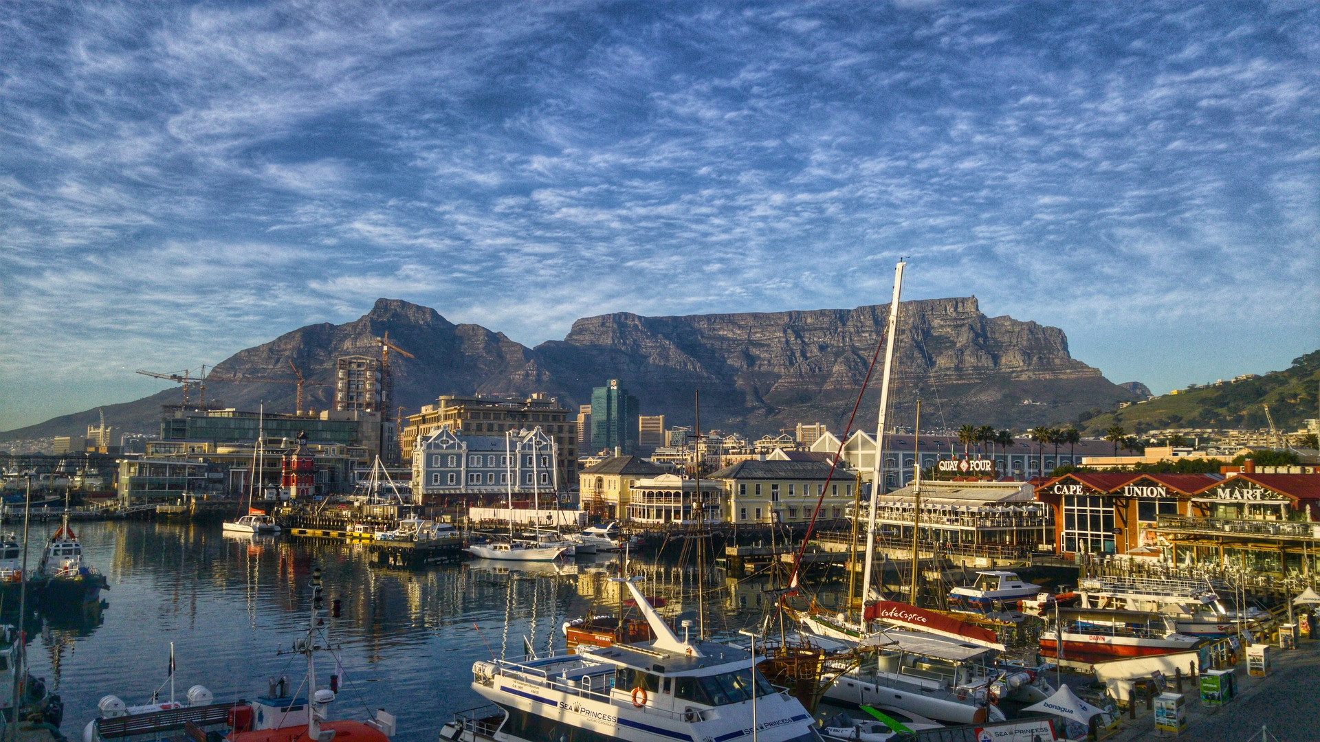 cape-town-1562907_1920.jpg