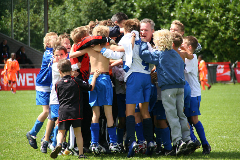 football-tournament-3-celeb.jpg