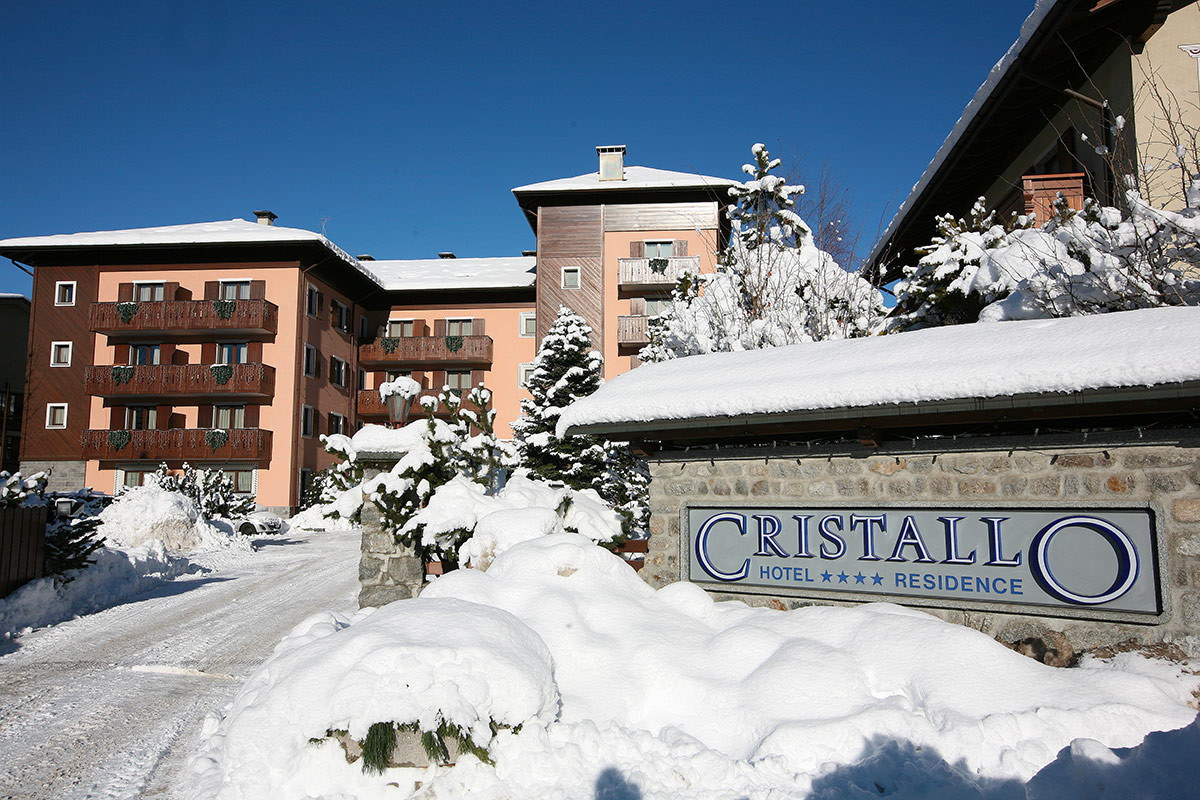 hotel-cristallo-bormio-01.jpg