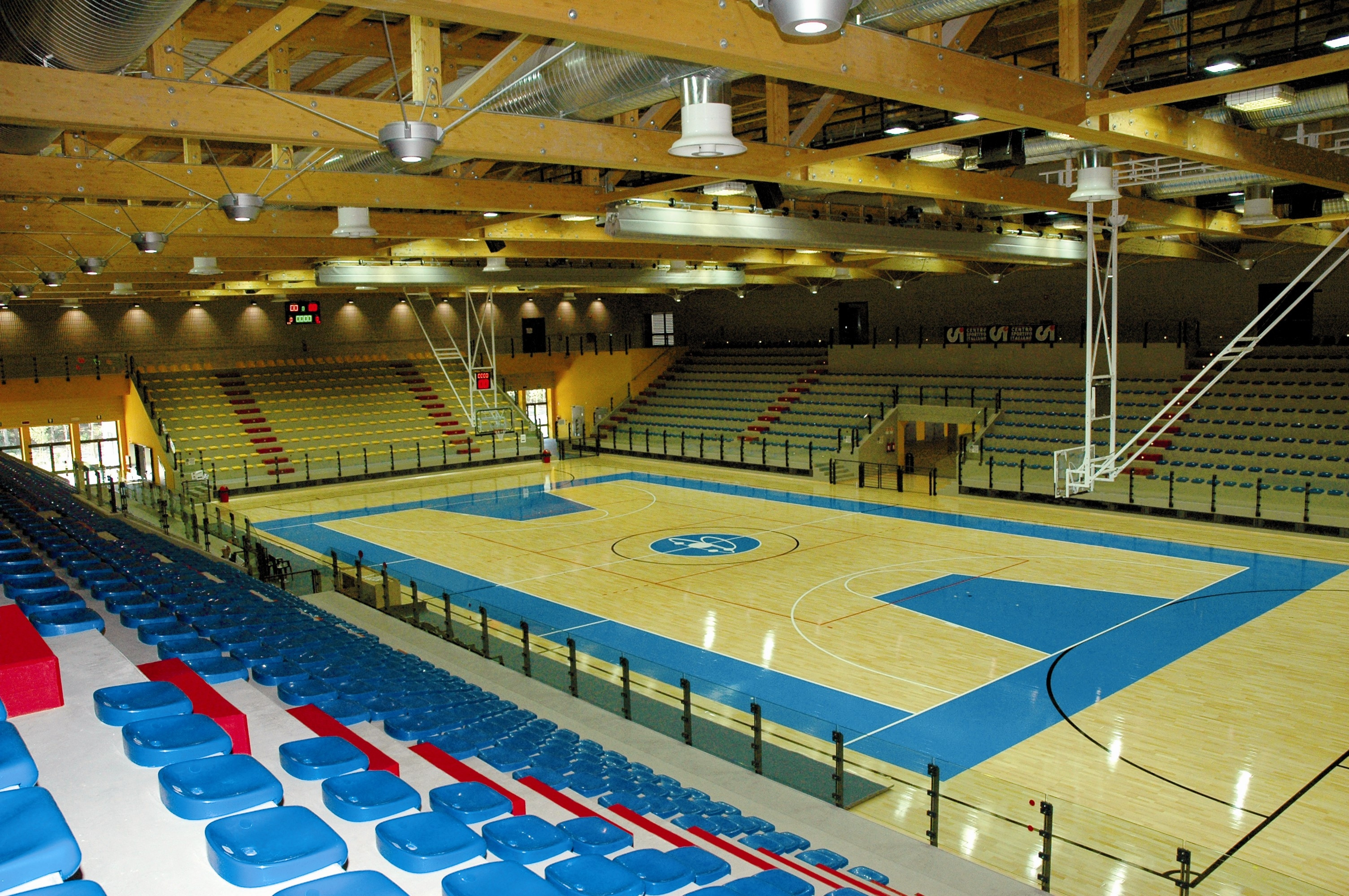 lignano-sports-hall.JPG
