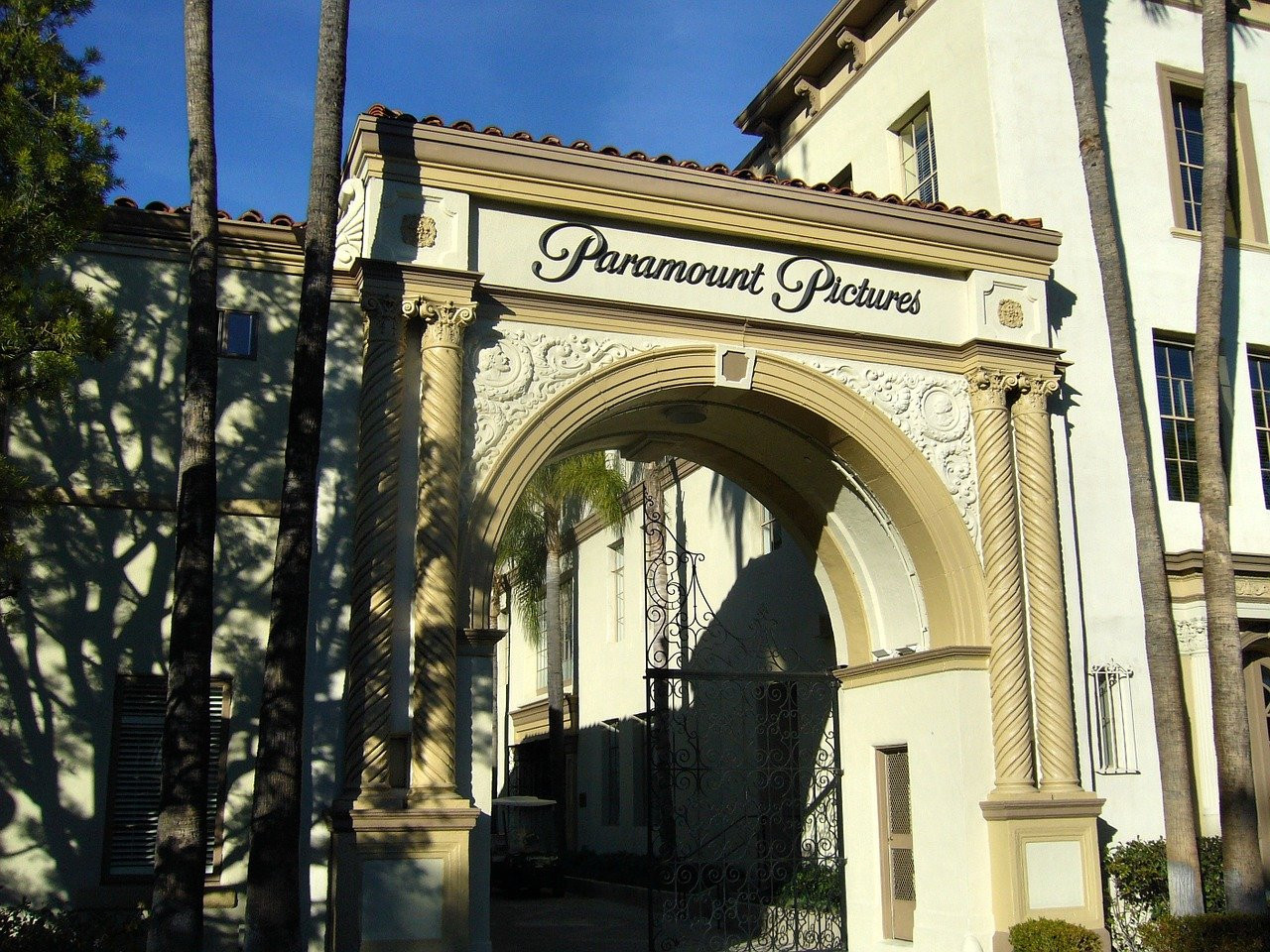paramount-848634_1280.jpg