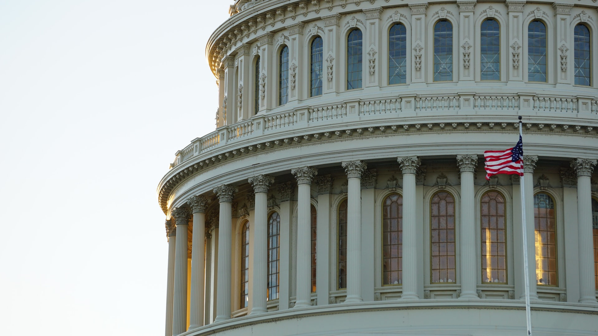 washington-ian-hutchinson-P8rgDtEFn7s-unsplash.jpg
